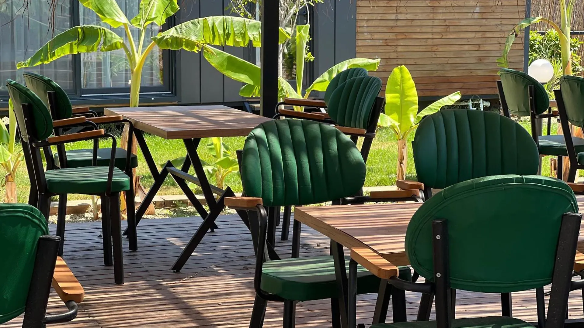 Aden Garden Otel Çeşme